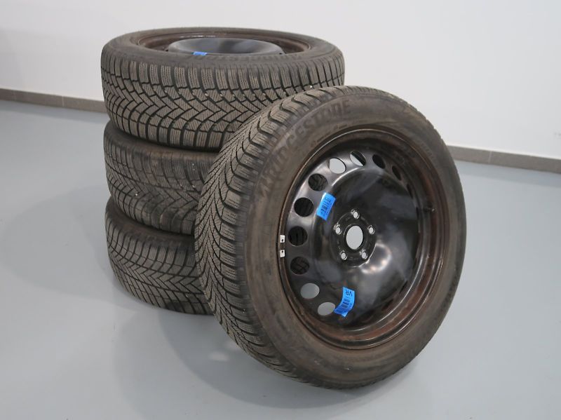 Volkswagen ID.4 (2023) COMFORT PRO PERFORMANCE 150KW - fotka 39 z 39