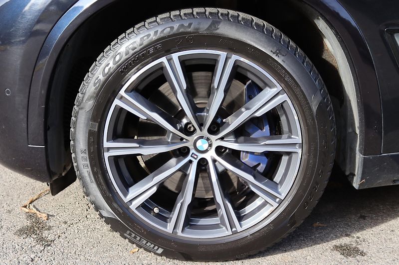 BMW X5 XDRIVE 30D M-PAKET G05 195kW  - fotka 17 z 49