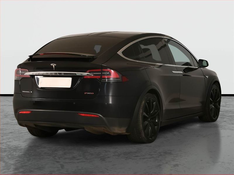 Tesla Model X (2016) P90D, SoH 89% - fotka 5 z 27