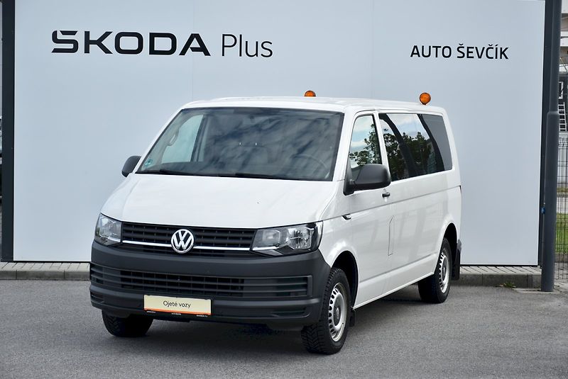 Volkswagen Transporter (2016) 2.0 TDI 75kW 9 Míst - fotka 6 z 26
