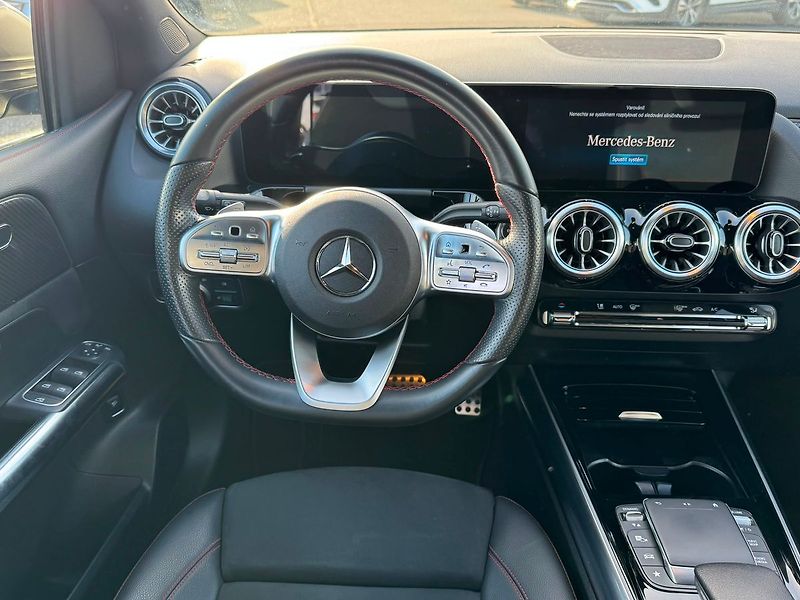 Mercedes-Benz Třídy B 180d AMG - fotka 8 z 24