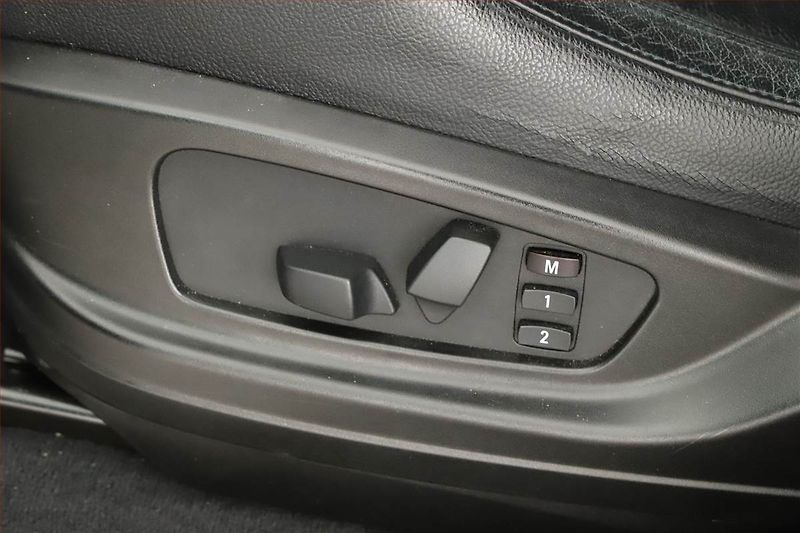 BMW X5 (2011) M Paket xDrive40d, 4X4 - fotka 15 z 20