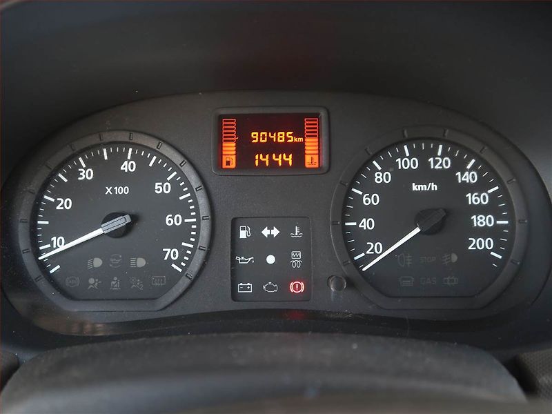 Dacia Sandero (2012) 1.2 16V, po STK, Tažné - fotka 11 z 13