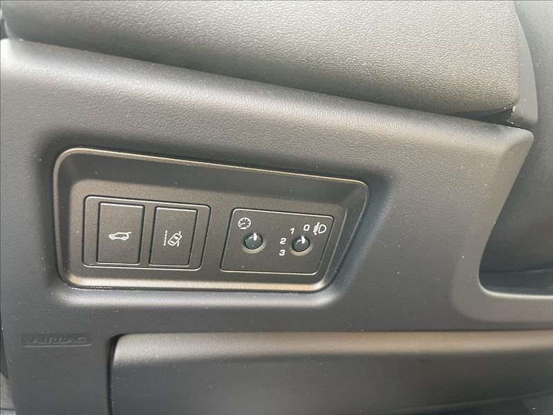 Land Rover Range Rover Evoque 2,0 TD4 4X4/AUTOMAT/Záruka! - fotka 17 z 30