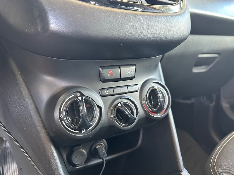 Peugeot 208 (2018) 1.2i APP, PureTech 100%KM - fotka 12 z 14