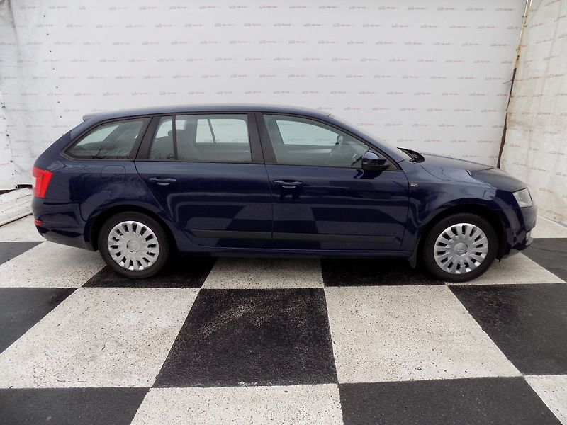 Škoda Octavia (2015) 1.4TSi/1.Maj.ČR/klimatizace/ - fotka 6 z 32