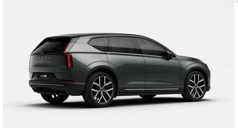 Volvo EX60 (2026)  P10 AWD Electric Ultra - fotka 4 z 13