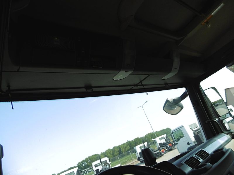MAN TGL 12.220 - fotka 13 z 17