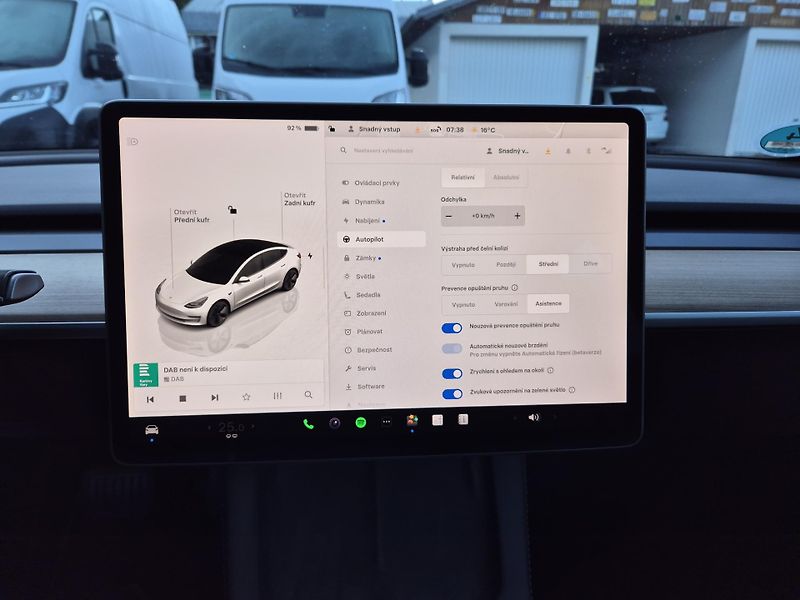 Tesla Model 3 LONG RANGE DUAL MOTOR TZ  95% - fotka 24 z 48