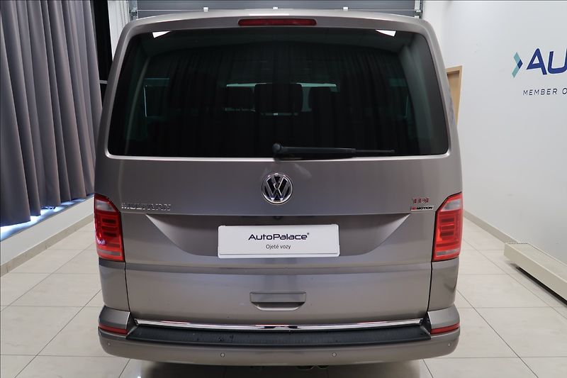 Volkswagen Multivan 2,0 TDI DSG 4MOTION HIGHLINE - fotka 6 z 45