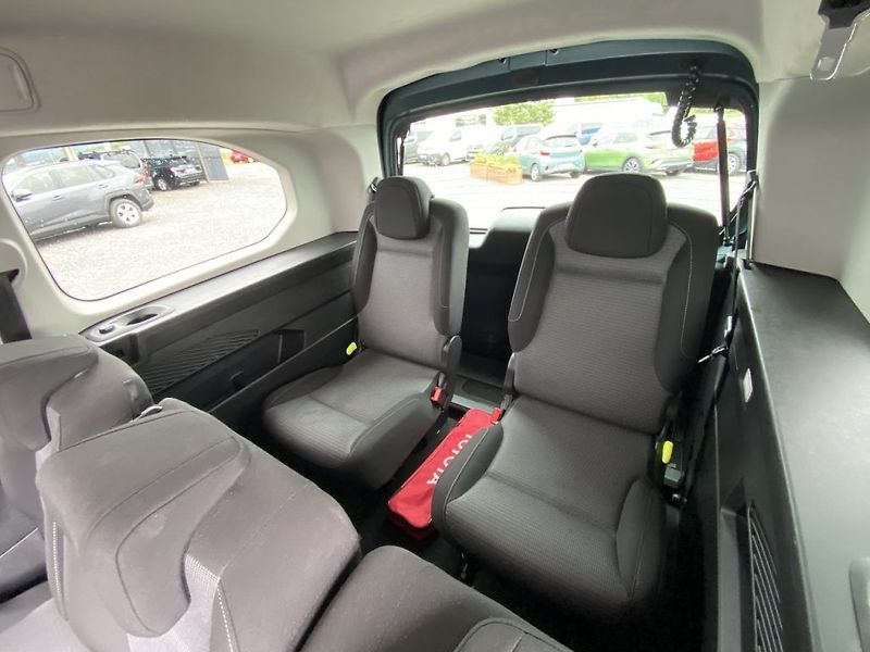 Toyota ProAce City Verso 1.5D, ČR, VIP, 7 míst, DPH - fotka 13 z 32