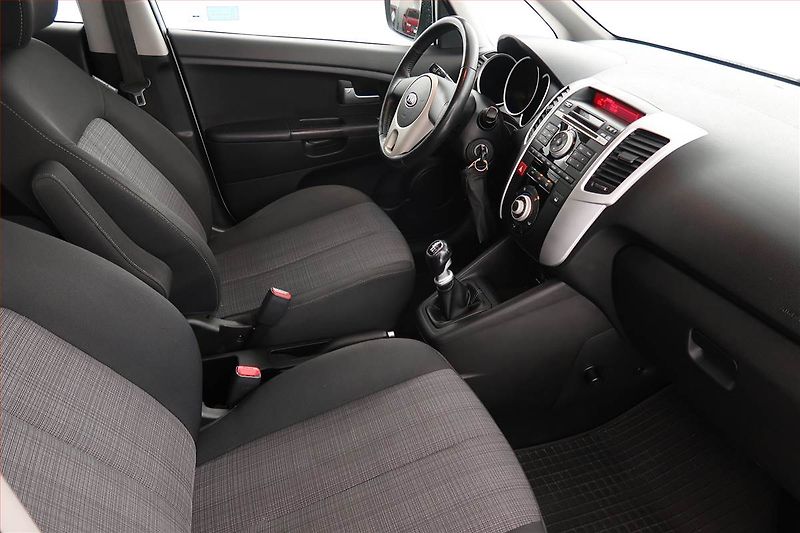 Kia Venga (2010) 1.4 CRDi, Serv.kniha, po STK - fotka 9 z 14