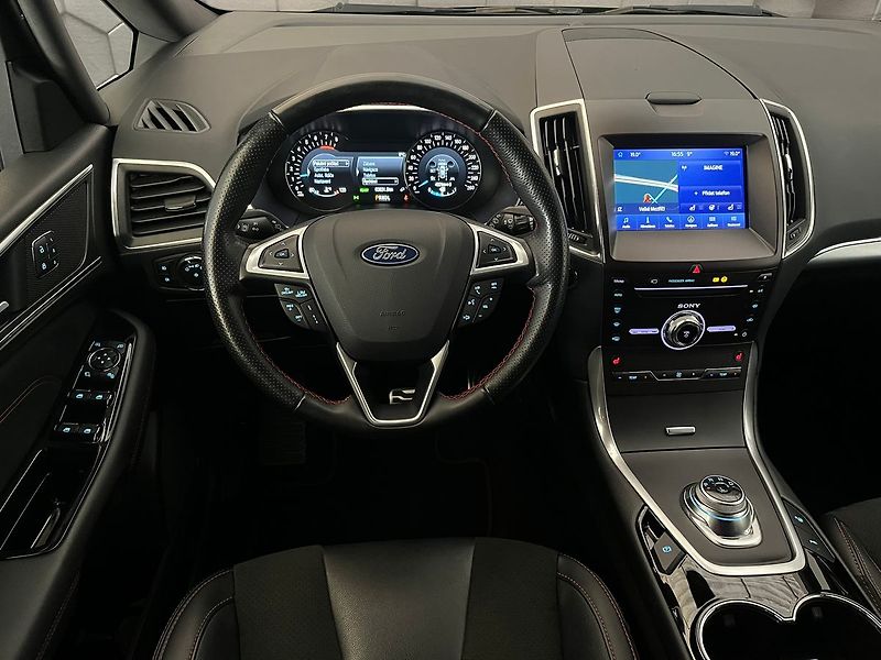 Ford S-MAX 2.5 HEV ST-Line 7 míst - fotka 20 z 70