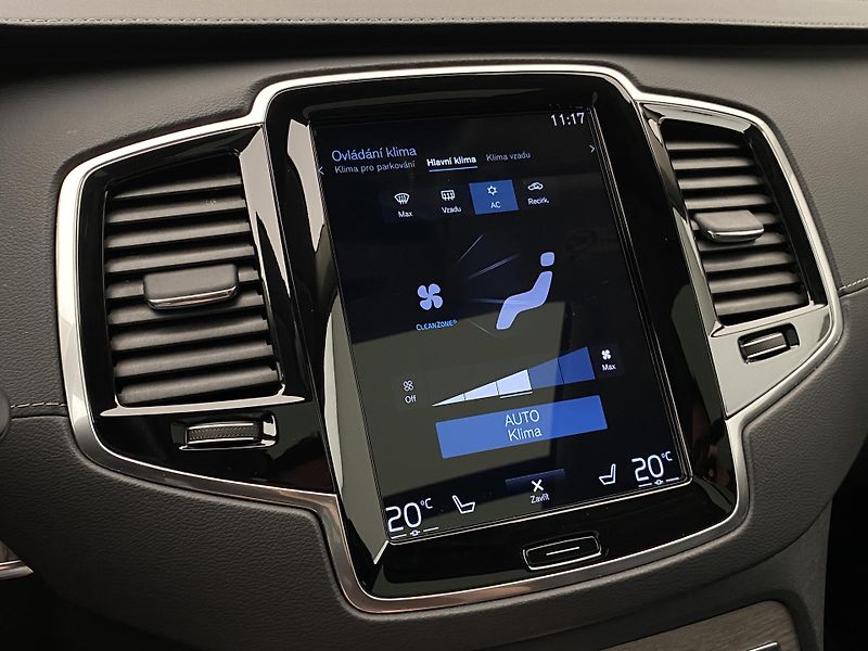 Volvo XC90 B5 AWD INSCRIPTION AUT CZ 7m - fotka 47 z 55