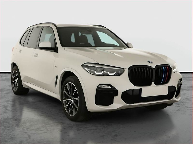 BMW X5 (2021) xDrive30d - fotka 1 z 19