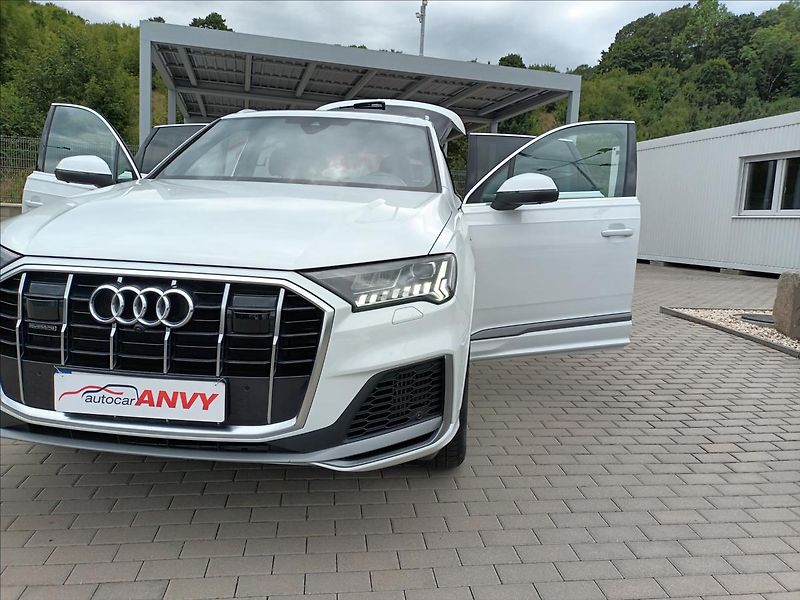 Audi Q7 3,0 55 TFSI S-LINE 250 kW,ČR, - fotka 32 z 42