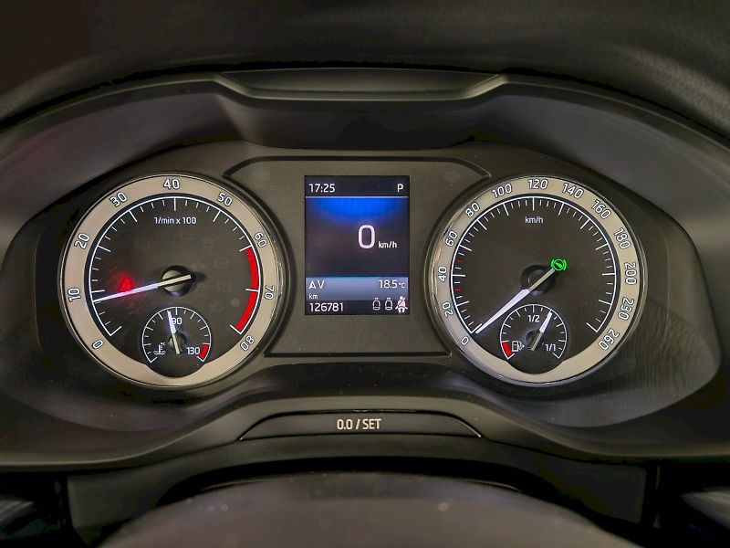 Škoda Kodiaq (2018) 2.0 TSI 132 kW DSG Style Panor - fotka 7 z 33