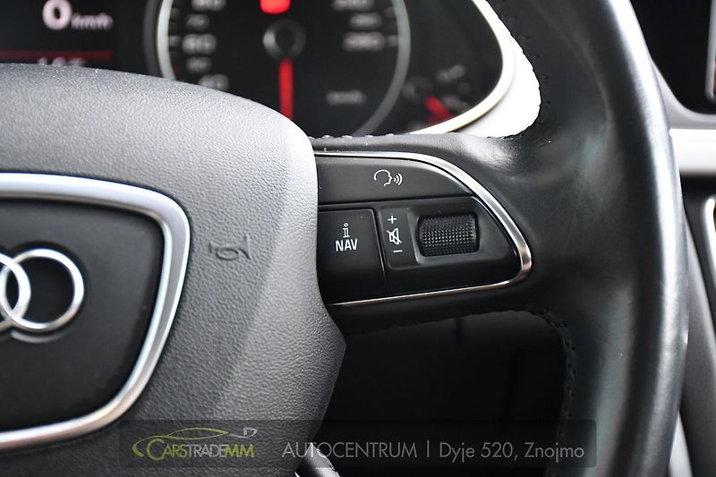 Audi A4 2.0TDi ČR PDC VÝHŘEV - fotka 23 z 35