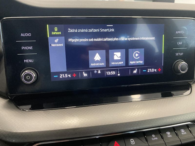 Škoda Octavia COMBI 2.0 TDI AMBITION - fotka 26 z 31