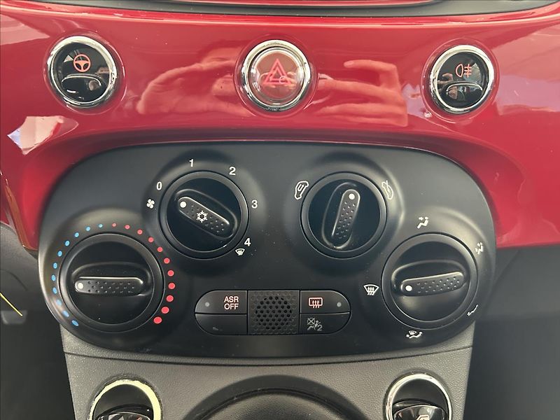 Fiat 500 1,2   LOUNGE,SERVISKA,PANORAMA - fotka 15 z 22