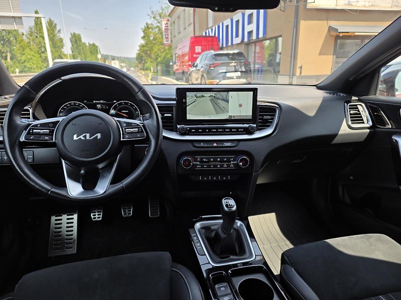Kia XCeed 1.5-NAVI-KAMERA-V ZÁRUCE - fotka 15 z 24