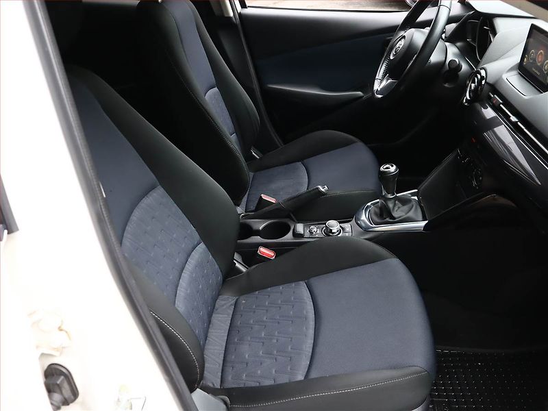 Mazda 2 (2015) 1.5 16V, Tempomat - fotka 7 z 15