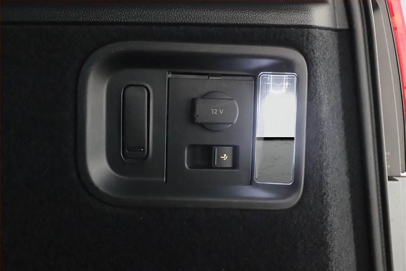 Volkswagen Sharan (2019) 2.0 TDI - fotka 20 z 23