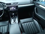 Škoda Superb (2018) Style 2.0 TDI, Automat, Kůže - náhled 8