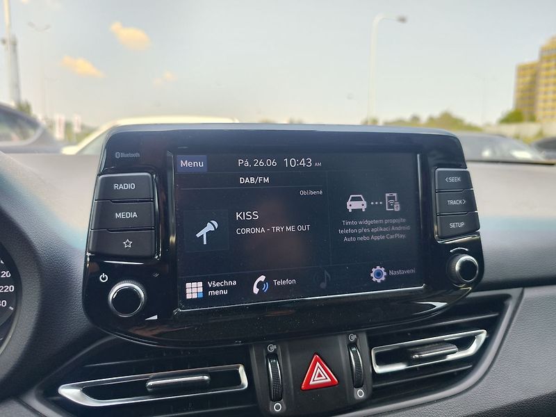 Hyundai i30 1.5 T-GDi/117kW Smart Family - fotka 14 z 30