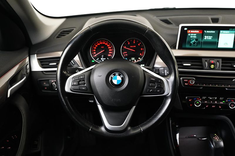 BMW X1 - fotka 16 z 25