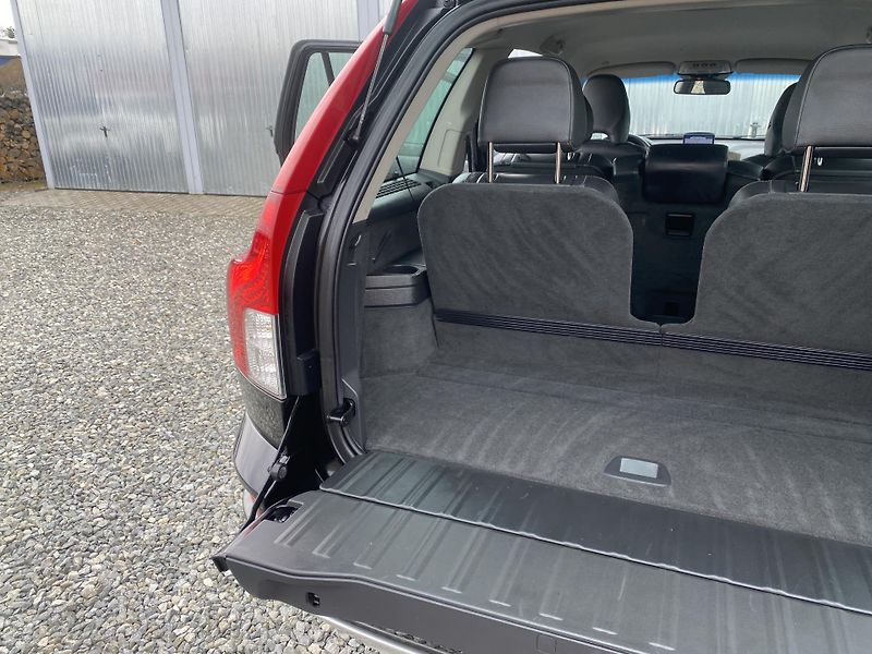 Volvo XC90 2.5TDi D5 200PS 7M 196000KM 1A - fotka 112 z 161