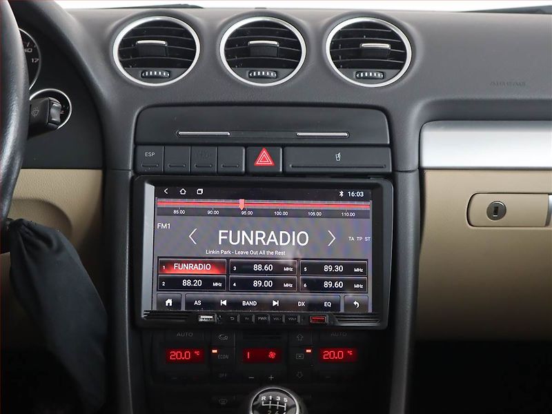 Seat Exeo (2011) 2.0 TDI, nová STK - fotka 12 z 16