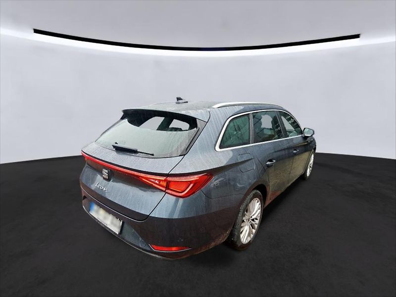 Seat Leon 2,0 TDI TAŽNÉ KAMERA - fotka 4 z 10