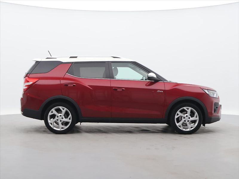 SsangYong Tivoli 1,5 T-GDI 120kW Grand Automat - fotka 8 z 33