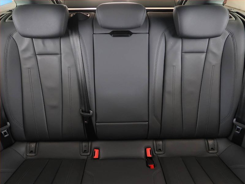 Audi A4 (2020) 30 TDI, Automat, Kůže, Navi - fotka 10 z 21