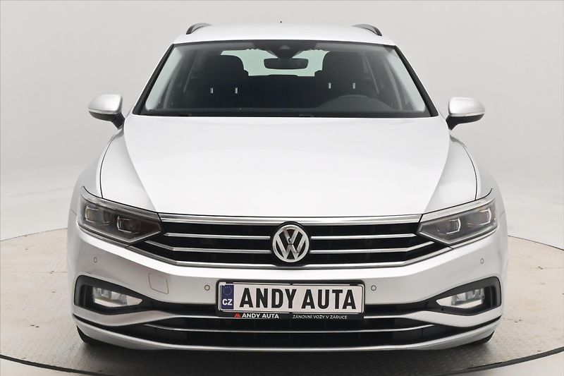Volkswagen Passat 2,0 TDI 110 kW DSG Business Zá - fotka 2 z 32