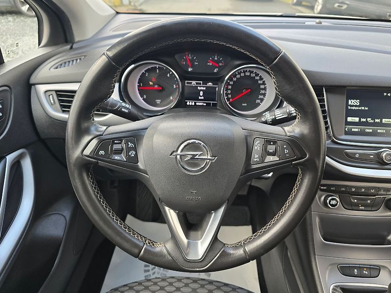Opel Astra 81kW ENJOY DIGIKLIMA - fotka 23 z 32