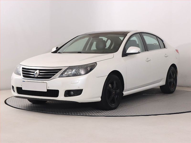 Renault Latitude (2012) Initiale 2.0 dCi, Automat - fotka 2 z 20