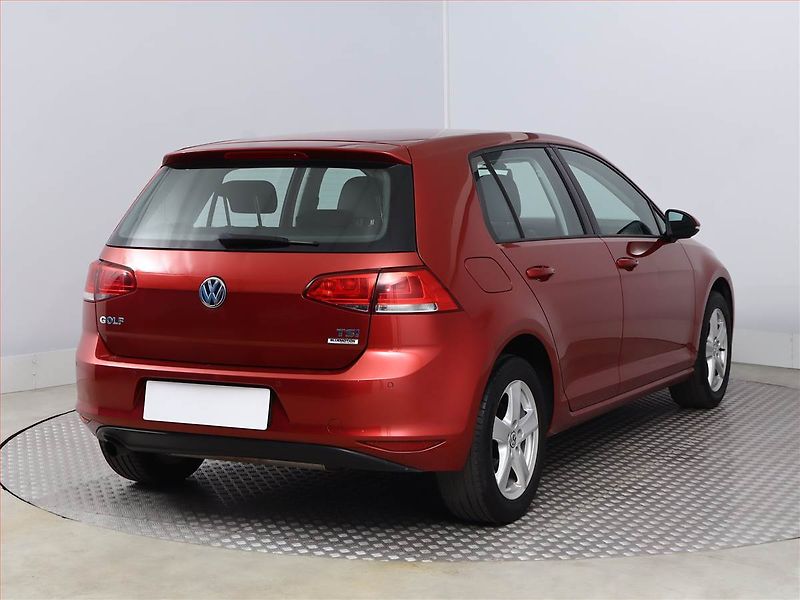 Volkswagen Golf (2016) Marathon Edition 1.2 TSI - fotka 5 z 16