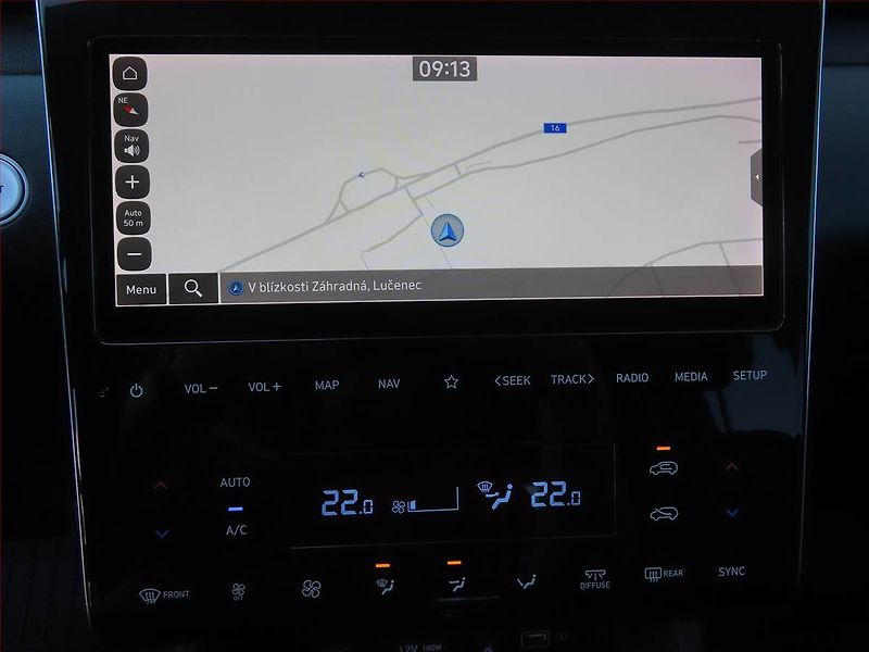 Hyundai Tucson (2021) 1.6 T-GDI - fotka 18 z 23