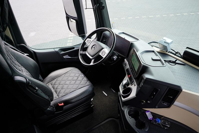 Mercedes-Benz Actros (2023) L / 2548 / ACC / E 6 / MP 5 /  - fotka 13 z 56