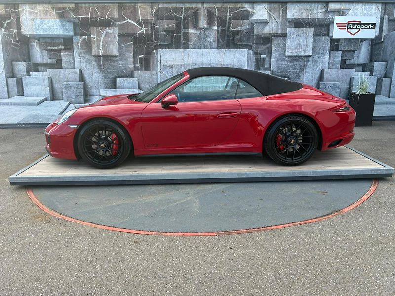 Porsche 911 (2018) CARRERA 4 GTS, 4X4, 331KW, DPH - fotka 4 z 23