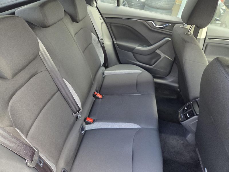 Škoda Scala 1.0 TSI - fotka 6 z 11