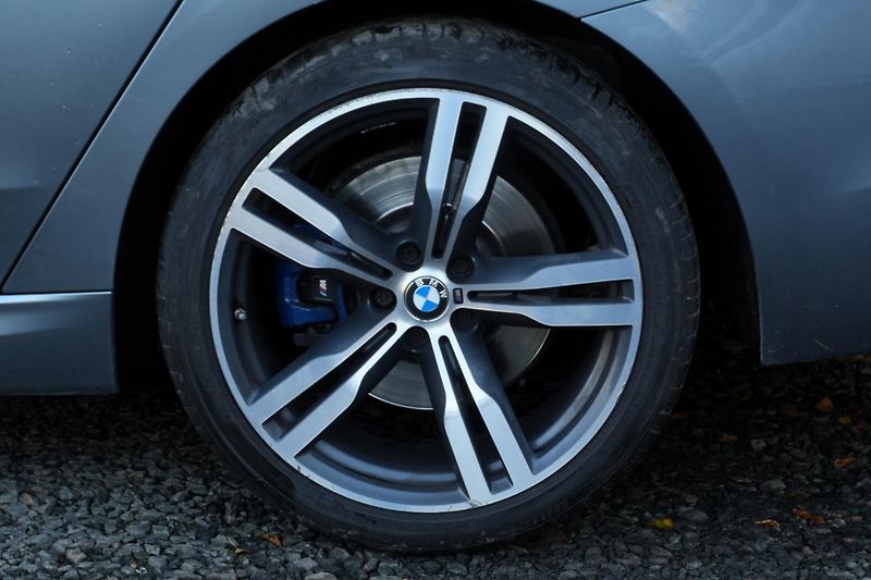 BMW Řada 6 640i xDrive, ČR,Webasto,Vzduch - fotka 5 z 42