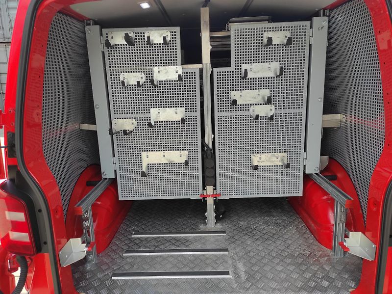 Volkswagen Transporter 2,0TDi DSG,Long,Dílna,2xDveře - fotka 23 z 37
