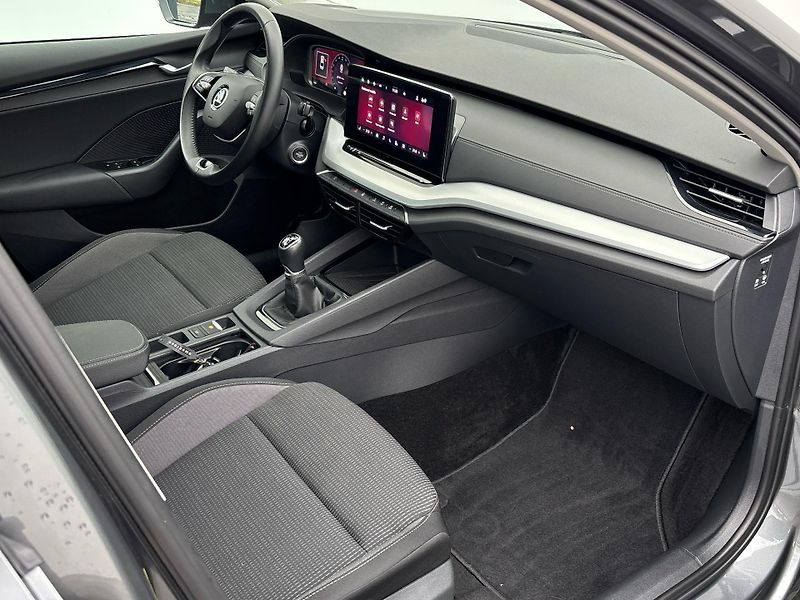 Škoda Octavia Selection - fotka 9 z 28