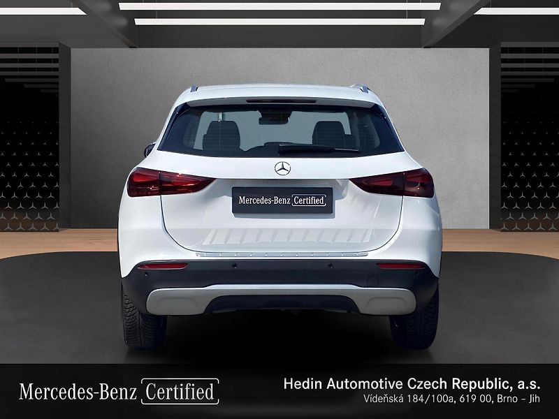 Mercedes-Benz GLA GLA 220 4M Advanced - fotka 4 z 28