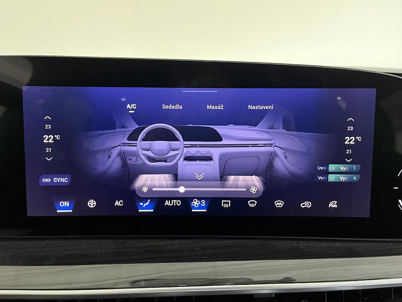 Omoda 9 PHEV (2026) PREMIUM - fotka 13 z 34