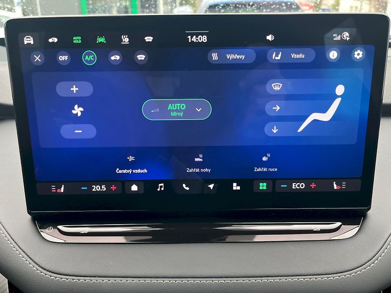 Škoda Enyaq (2025) 82 kWh Sportline 85x - fotka 20 z 29