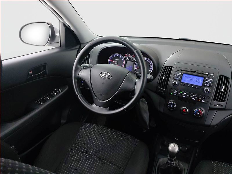 Hyundai i30 (2009) 1.4 CVVT, Serv.kniha, po STK - fotka 7 z 15